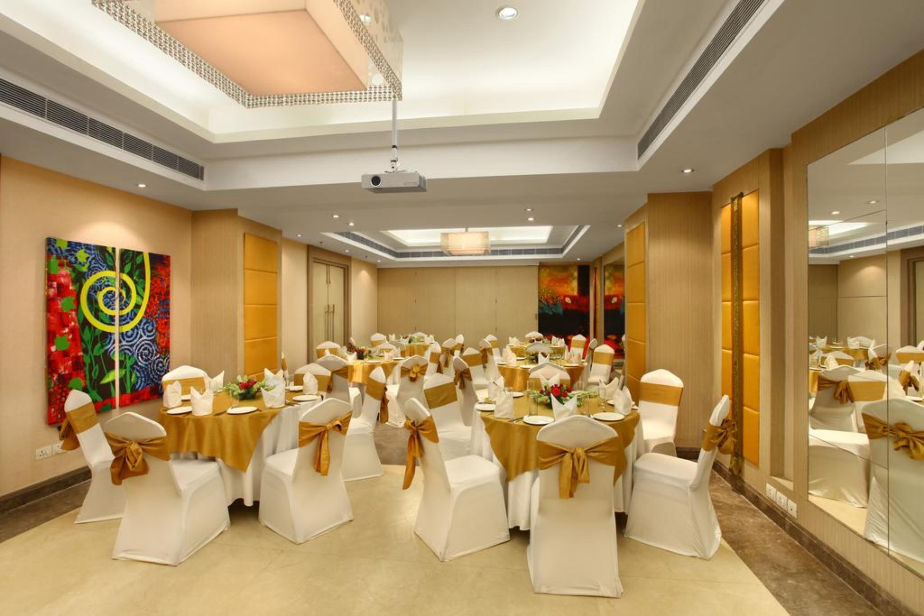 โรงแรม เดอะ แอชตัน ซาโรวาร์ ปอร์ติโก นิวเดลี ภายนอก รูปภาพ